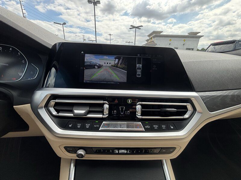 Used 2021 BMW 330i Sedan w/ Driving Assistance Package RWD image 32