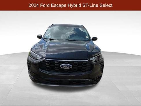 Used 2024 Ford Escape ST-Line Select AWD/4WD image 2