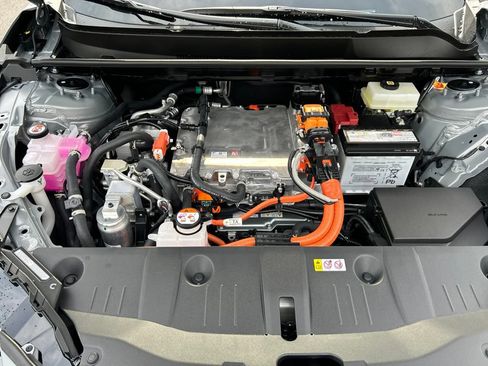 New 2026 Toyota C-HR AWD/4WD image 25