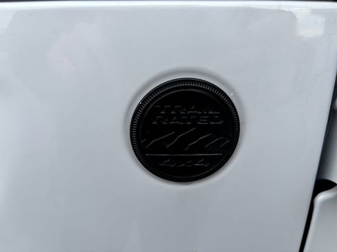 Used 2022 Jeep Wrangler Unlimited Sahara image 12