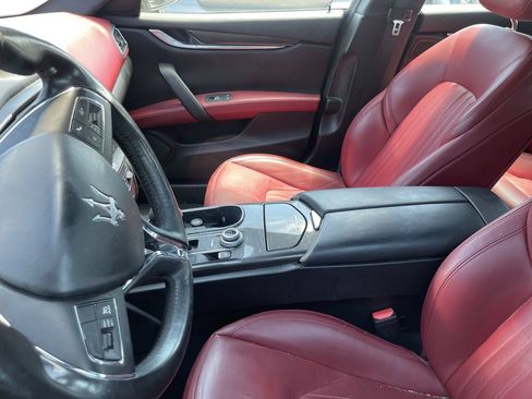 Used 2017 Maserati Ghibli RWD image 11