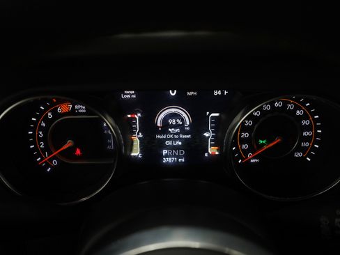 Used 2023 Jeep Wrangler Unlimited Sahara AWD/4WD image 23