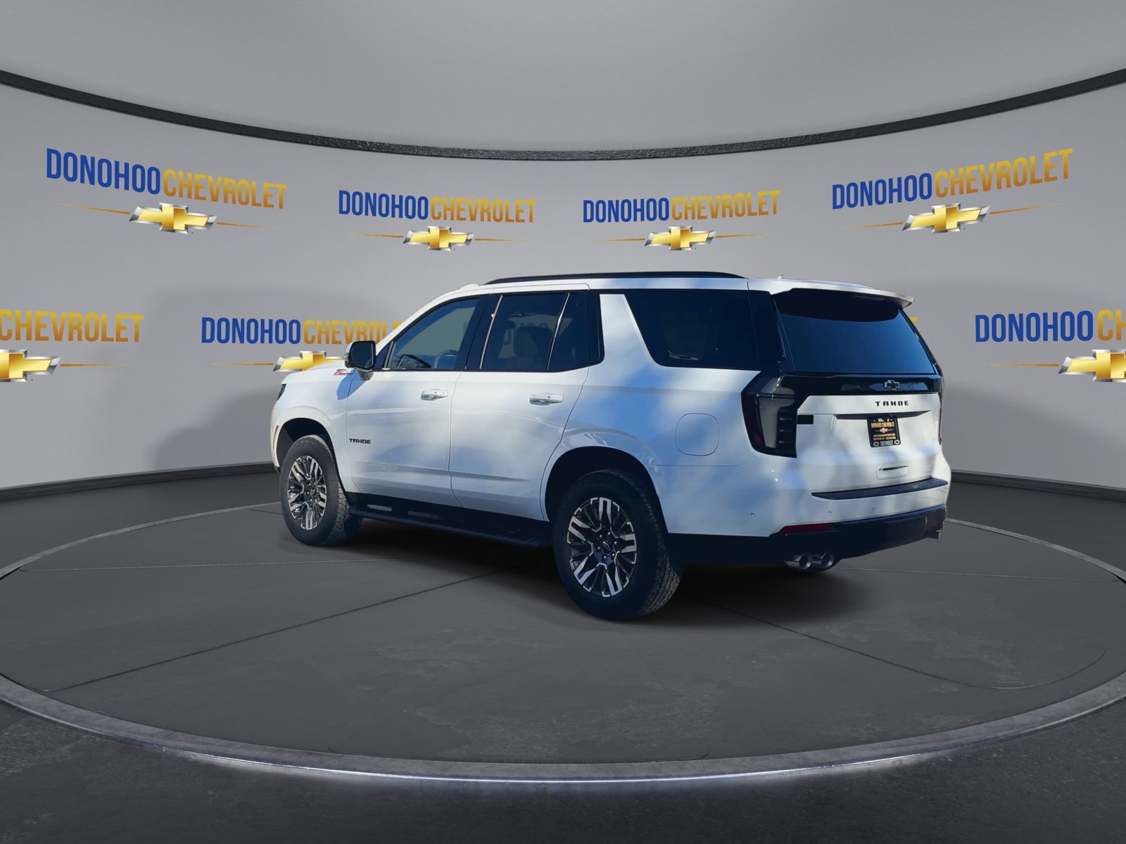 New 2027 Chevrolet Tahoe Z71 w/ Comfort Package AWD/4WD image 9