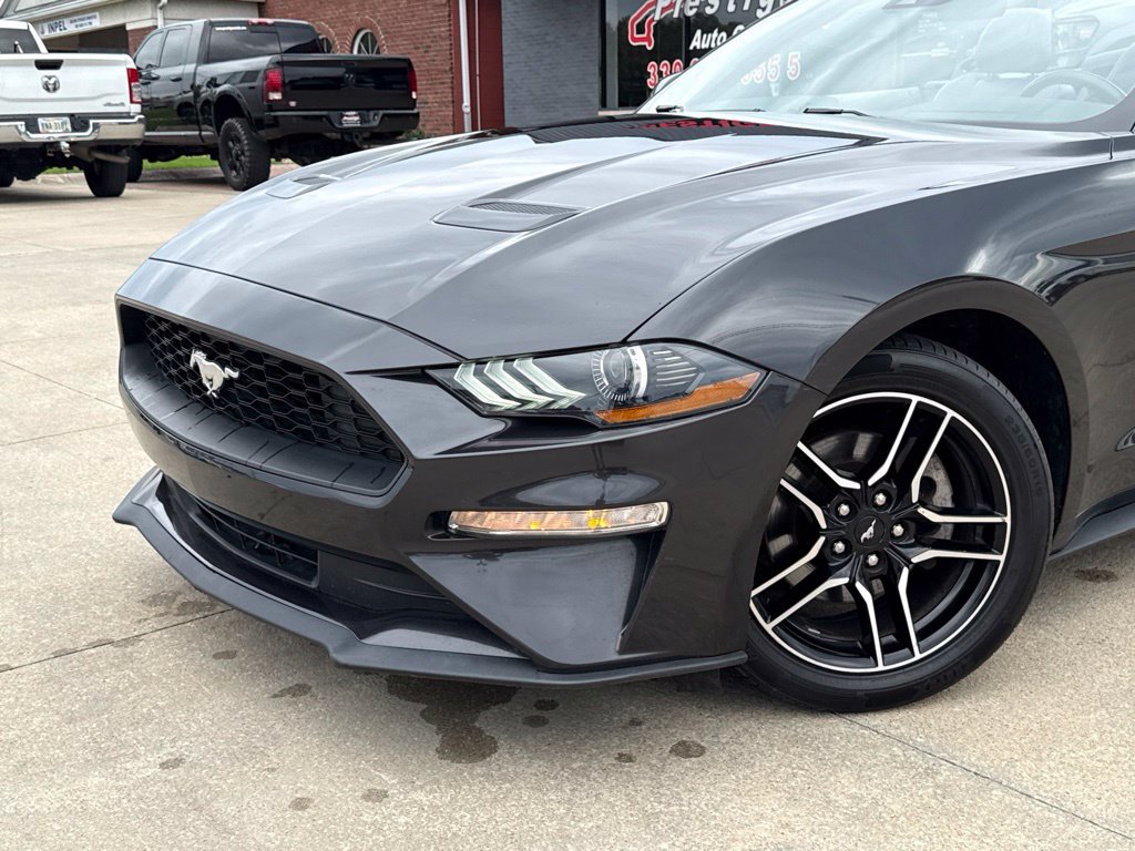 Used 2022 Ford Mustang Premium RWD image 23