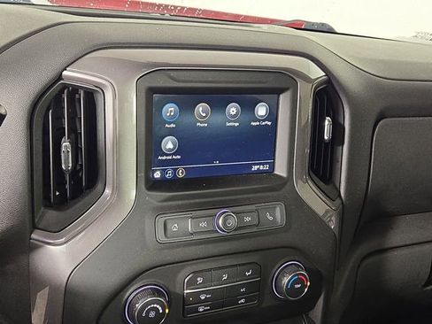 Used 2019 Chevrolet Silverado 1500 Custom w/ Custom Convenience Package image 18