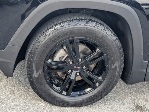 Used 2022 GMC Terrain AT4 w/ Infotainment Package II image 4