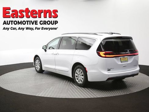 Used 2023 Chrysler Pacifica Limited FWD image 66