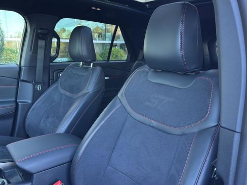 Certified 2025 Ford Explorer ST w/ Sun And Sound Package image 22