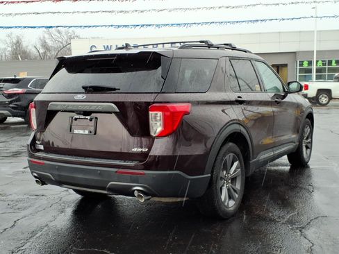 Certified 2022 Ford Explorer XLT w/ Equipment Group 202A AWD/4WD image 7