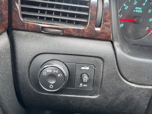 Used 2012 Chevrolet Impala LT w/ LT Sunroof Package image 18