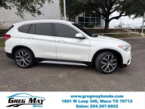 Used 2019 BMW X1 sDrive28i w/ Convenience Package FWD image 2