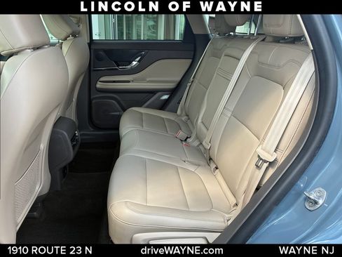Certified 2023 Lincoln Corsair AWD image 22