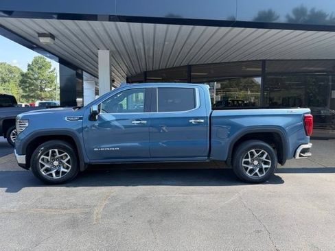 Certified 2024 GMC Sierra 1500 SLT AWD/4WD image 8