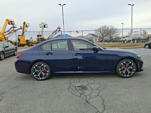 New 2026 BMW 330i xDrive Sedan w/ M Sport Package image 8