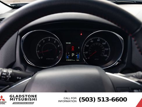 Used 2025 Mitsubishi Outlander Sport LE AWD/4WD image 13