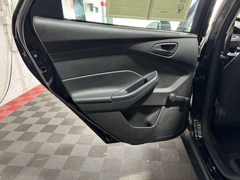 Used 2016 Ford Focus S FWD image 10