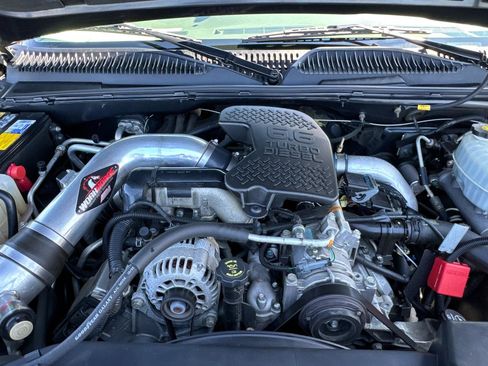 Used 2005 GMC Sierra 2500 SLE w/ Heavy-Duty Power Package image 43