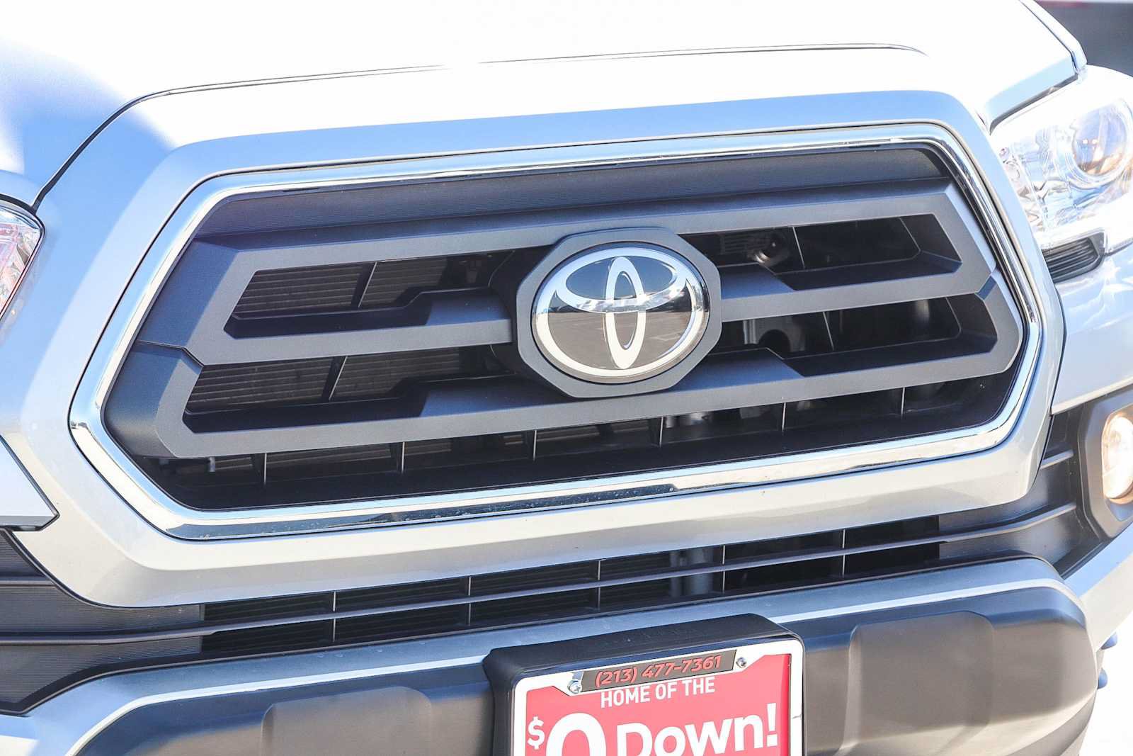 Used 2023 Toyota Tacoma SR5 RWD image 5