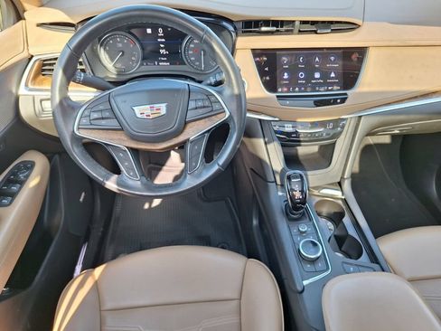 Certified 2023 Cadillac XT5 Premium Luxury w/ Platinum Package FWD image 12