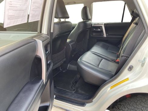 Used 2020 Toyota 4Runner Limited AWD/4WD image 6
