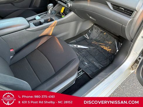 Certified 2023 Nissan Sentra S image 36