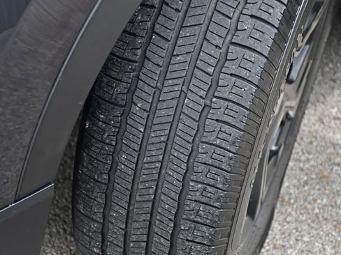 Used 2018 Honda CR-V Touring image 28