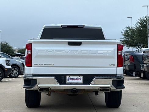Used 2024 Chevrolet Silverado 1500 LTZ w/ Z71 Off-Road Package AWD/4WD image 8