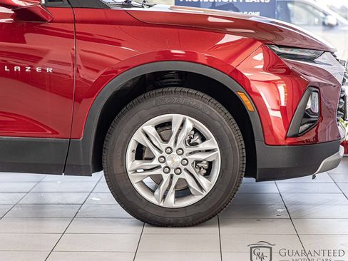 Used 2022 Chevrolet Blazer LT FWD image 11