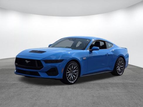 Used 2025 Ford Mustang GT Premium RWD image 8
