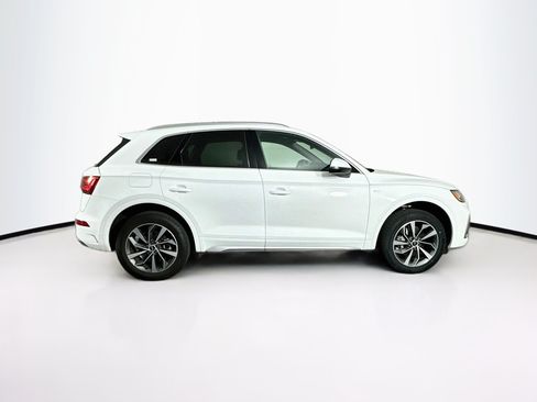 Used 2023 Audi Q5 2.0T Premium w/ Convenience Package AWD/4WD image 10