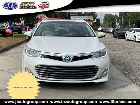 Used 2013 Toyota Avalon Limited image 2