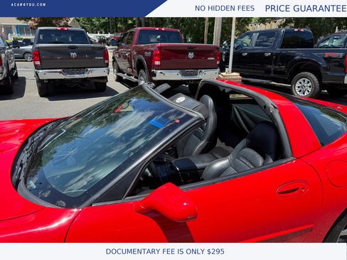Used 2002 Chevrolet Corvette Coupe w/ Preferred Equipment Group2 RWD image 13