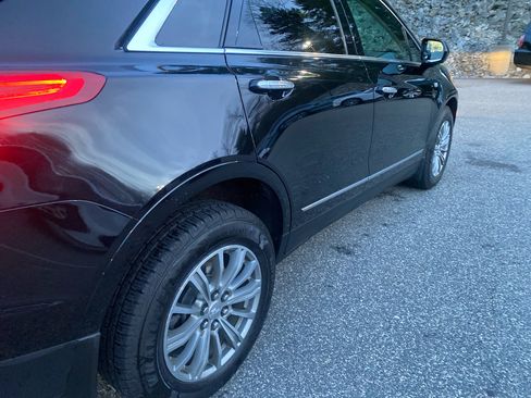 Used 2018 Cadillac XT5 Luxury w/ Driver Awareness Package image 36