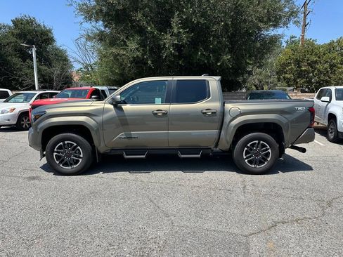 Used 2024 Toyota Tacoma TRD Sport w/ TRD Sport Premium Package AWD/4WD image 2