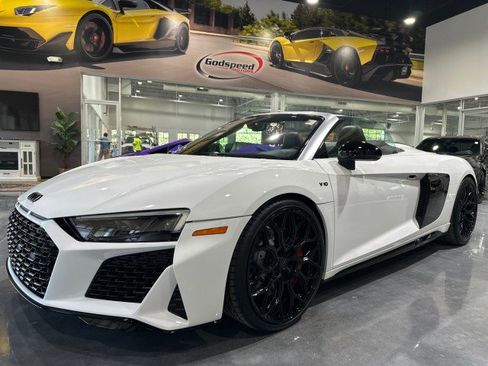 Used 2020 Audi R8 V10 w/ 20" Wheel Package AWD/4WD image 22