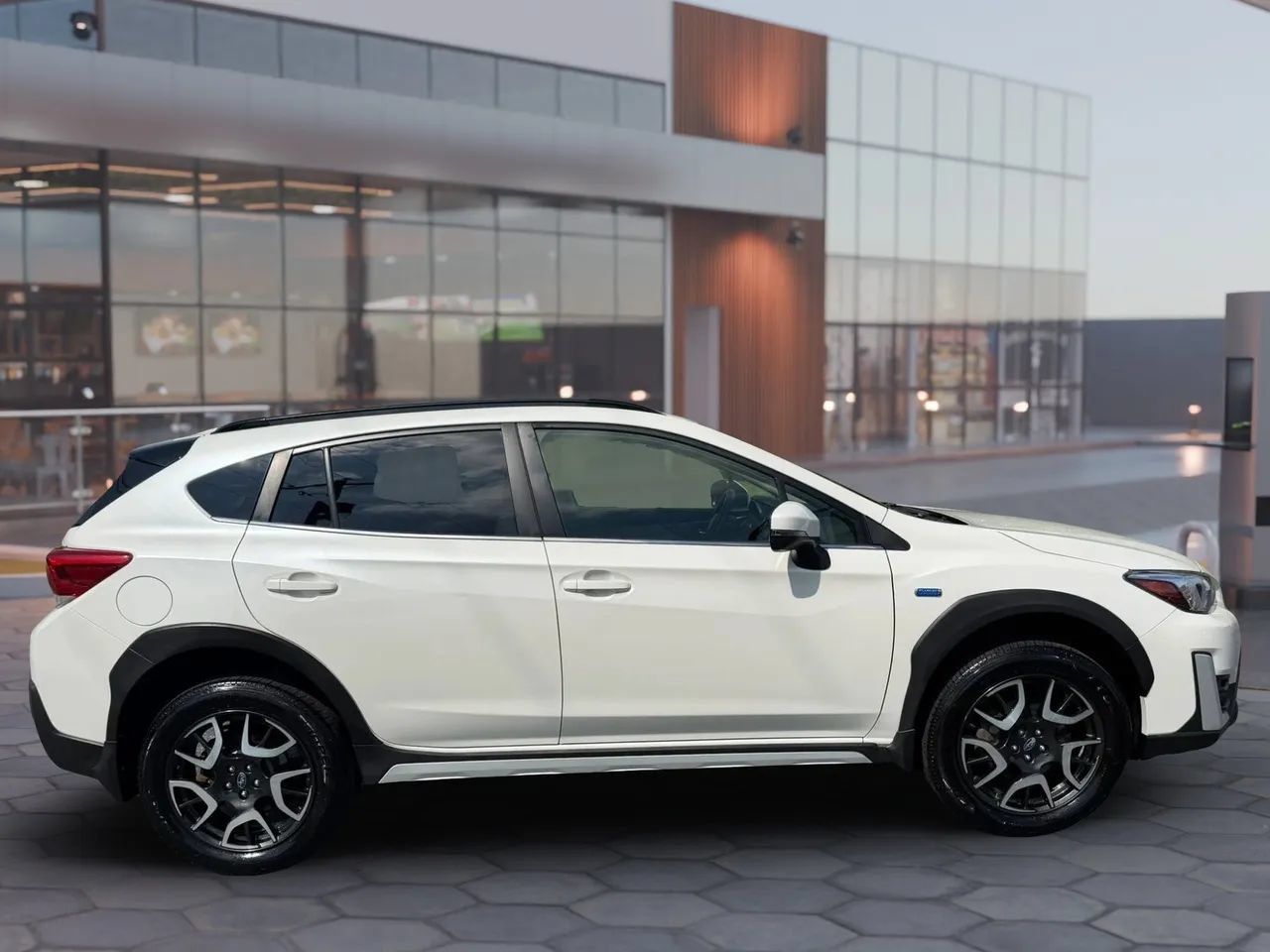 Used 2021 Subaru Crosstrek Hybrid AWD/4WD image 5