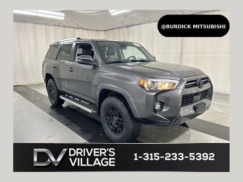 Used 2022 Toyota 4Runner SR5 Premium w/ Moonroof Package AWD/4WD image 1