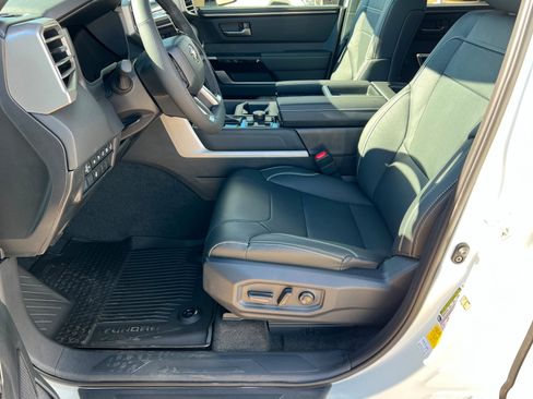 New 2026 Toyota Tundra Limited AWD/4WD image 17