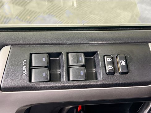 Used 2021 Toyota 4Runner SR5 AWD/4WD image 16