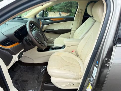 Used 2016 Lincoln MKC Reserve AWD/4WD image 6