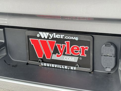 Used 2021 RAM 1500 Laramie image 47