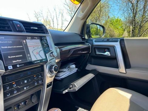 Certified 2021 Toyota 4Runner Limited AWD/4WD image 21