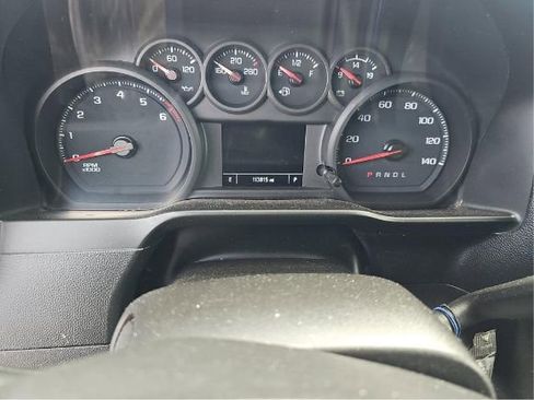 Used 2021 Chevrolet Silverado 2500 Custom w/ Custom Value Package AWD/4WD image 7