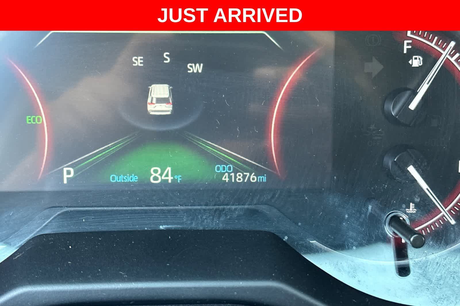 Used 2023 Toyota RAV4 LE AWD/4WD image 25