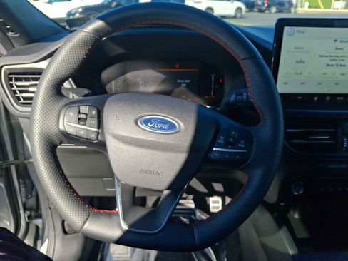 Used 2023 Ford Escape ST-Line w/ Tech Pack #1 image 18