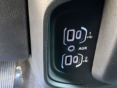 New 2026 RAM 1500 Express image 4