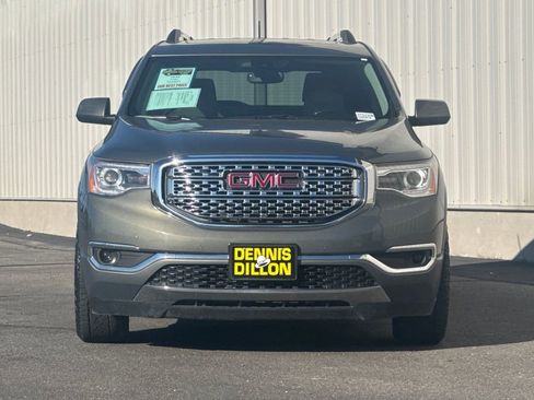 Used 2018 GMC Acadia Denali image 9