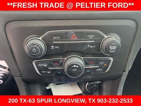 Used 2022 Dodge Charger SXT w/ Blacktop Package image 21
