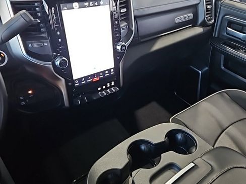 Used 2024 RAM 2500 Laramie image 34