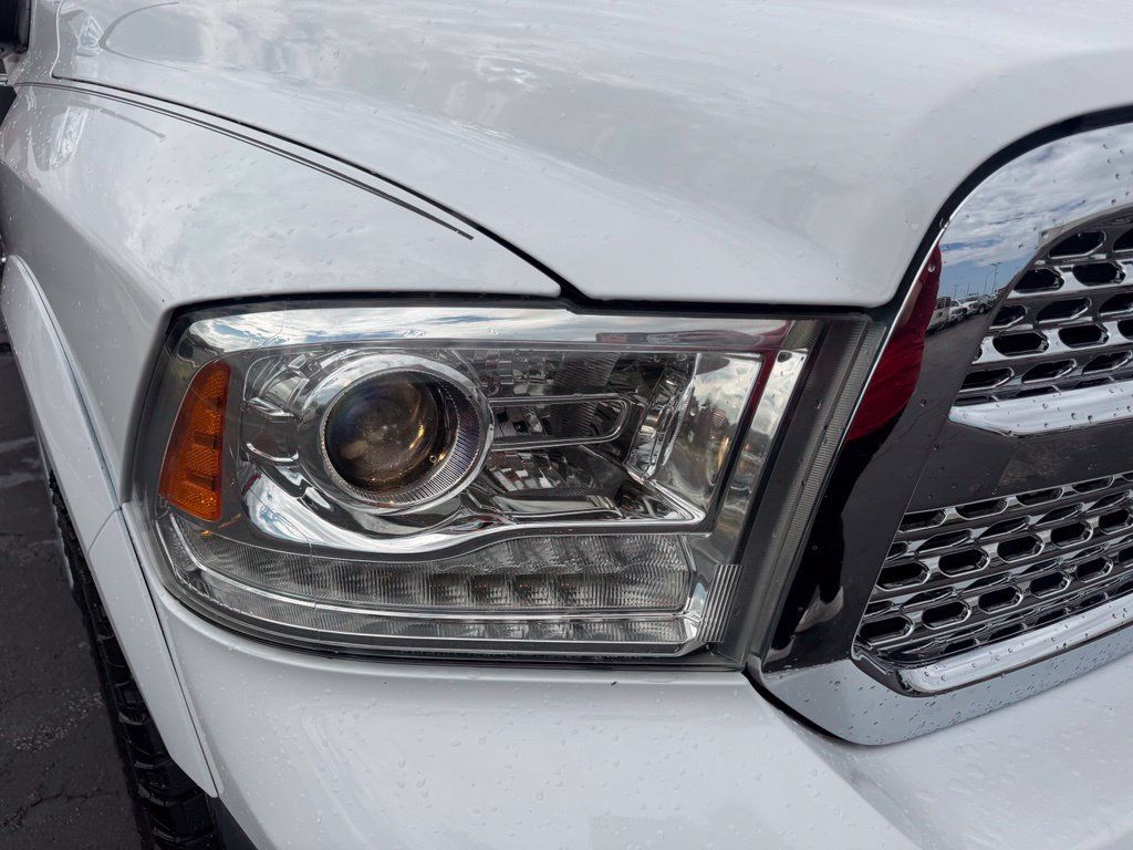 Used 2015 RAM 1500 Laramie w/ Convenience Group AWD/4WD image 6